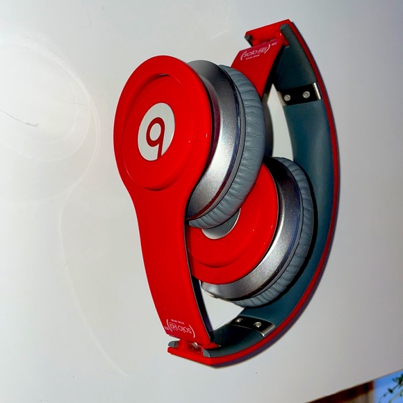 Solo HD (special edition) beats in red - Picture 2 of 3